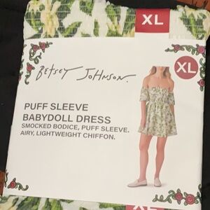 Betsy Johnson XL